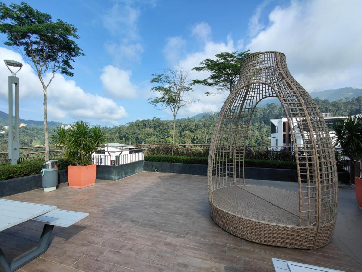 Friends & Family Apartment At Midhill Genting 8Pax Free Wifi Genting Highlands Zewnętrze zdjęcie