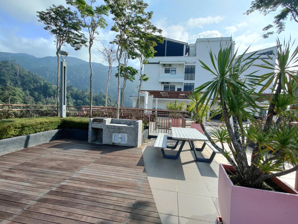 Friends & Family Apartment At Midhill Genting 8Pax Free Wifi Genting Highlands Zewnętrze zdjęcie